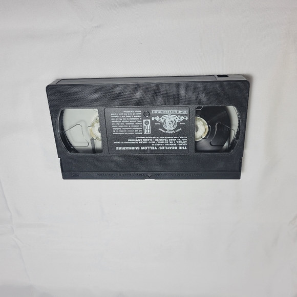Vintage The Beatles Yellow Submarine VHS Animated cartoon Movie Tested Working - Picture 5 of 6